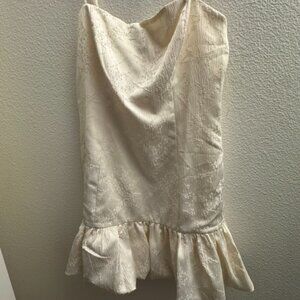 All in Favor White Dress Size Large